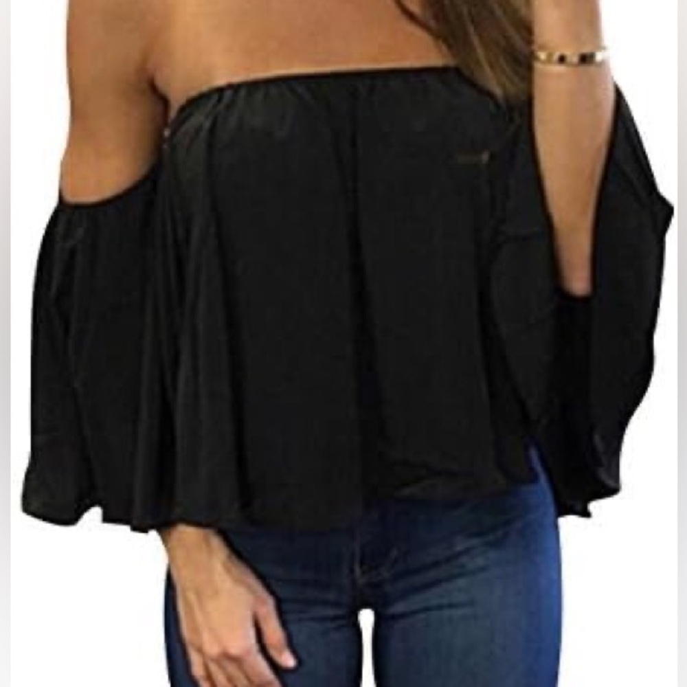 TCEC off shoulder top